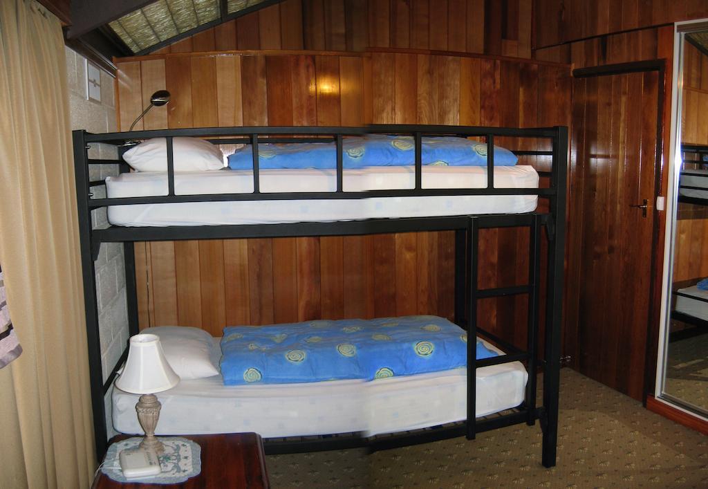Karelia Alpine Lodge Falls Creek Room photo