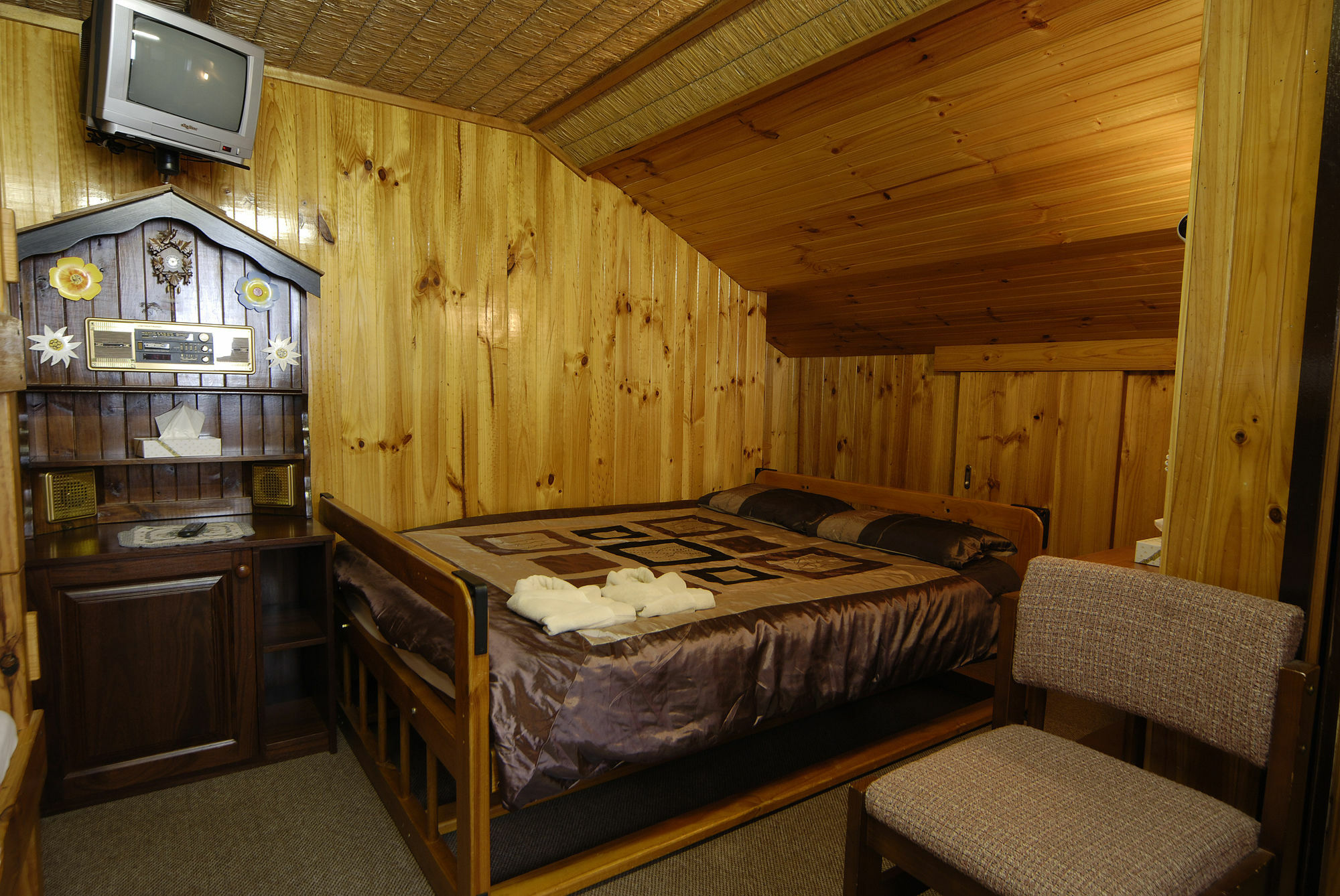 Karelia Alpine Lodge Falls Creek Exterior photo